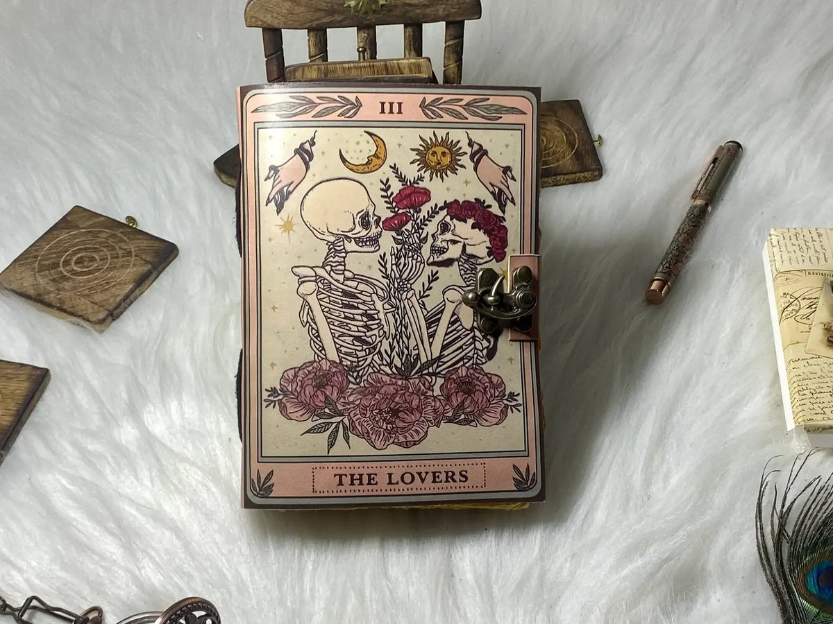 Vintage-nahkapäiväkirja – The Lover -printti